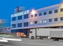 Disposem de 115.000 m2 de magatzem repartits en 2 plantes frigorífiques.